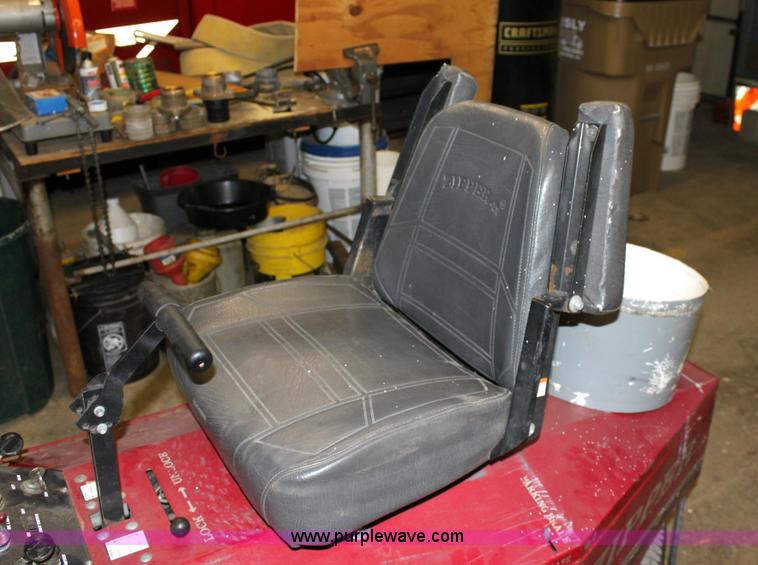 image for item 6104 Zipper 64" riding lawn mower