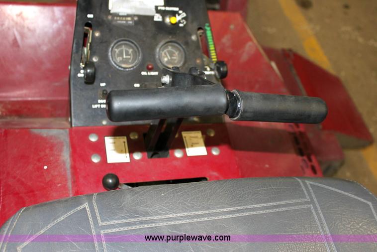 image for item 6104 Zipper 64" riding lawn mower