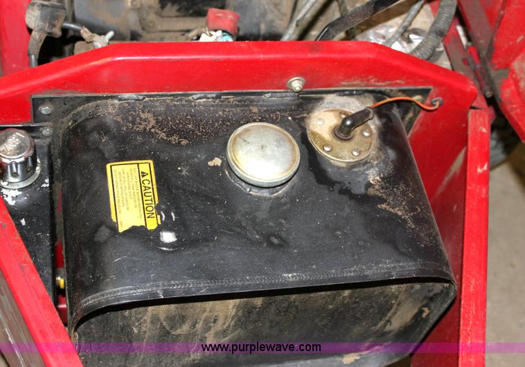 image for item 6104 Zipper 64" riding lawn mower