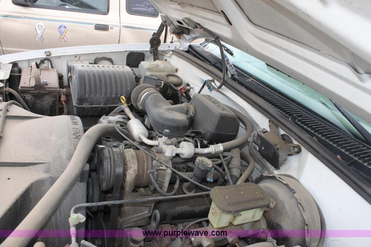 image for item 6489 1997 Chevrolet 1500 pickup truck