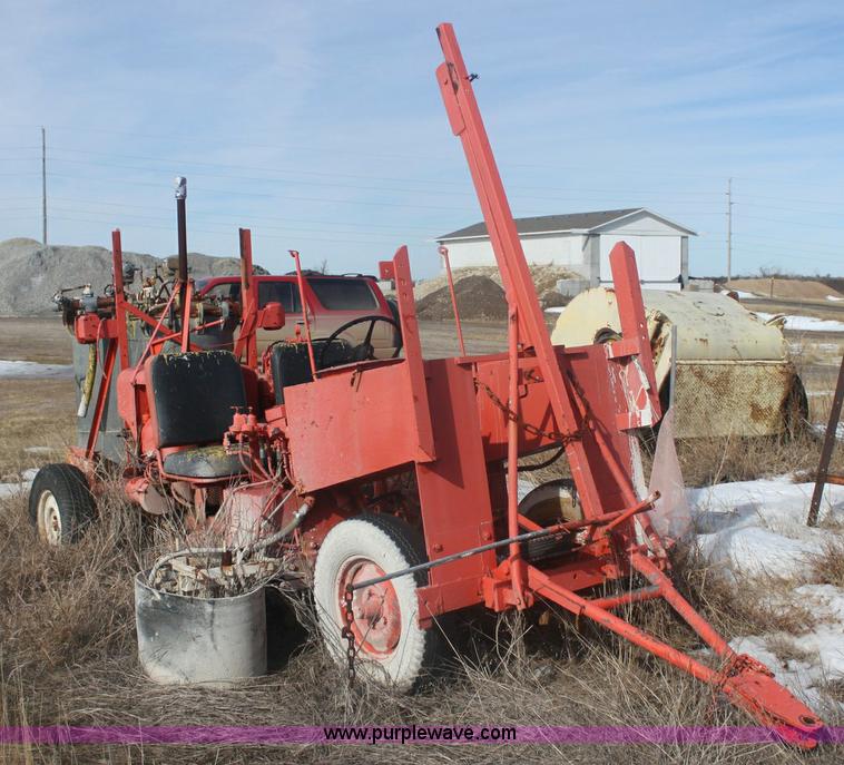 image for item 6496 1965 MB paint striper