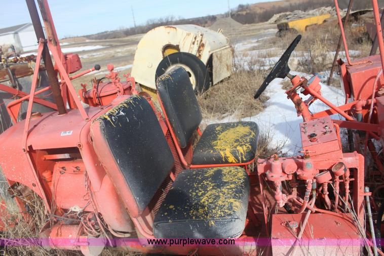 image for item 6496 1965 MB paint striper