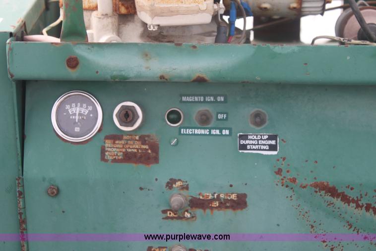 image for item 6498 Layton D-550 super paver