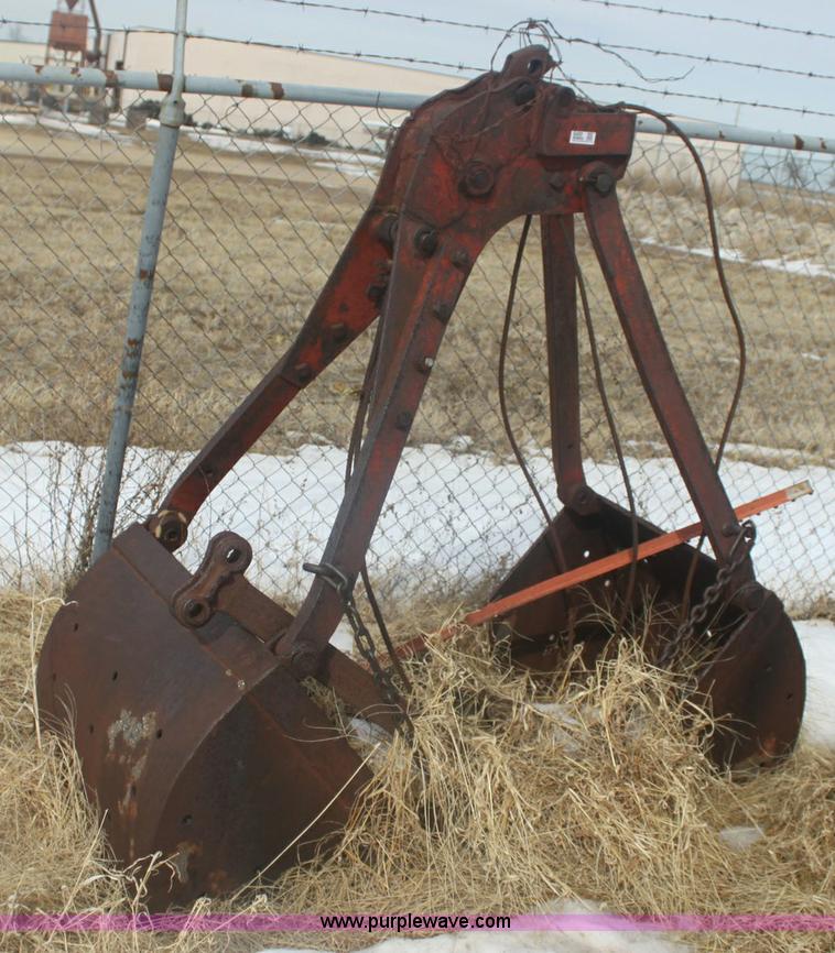 image for item 6499 Clam bucket