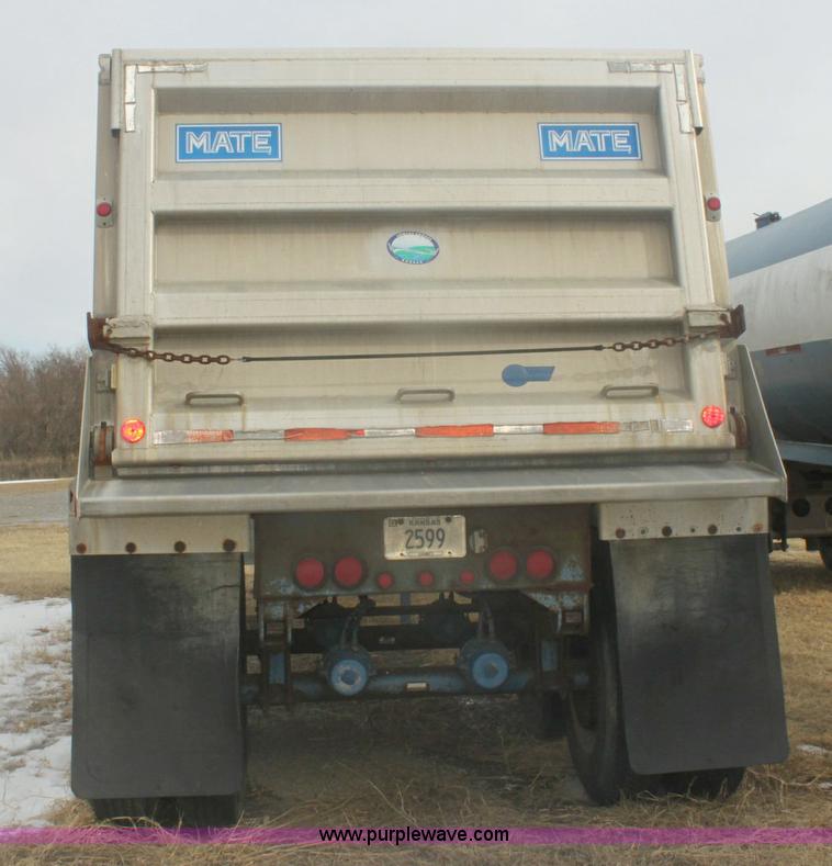 image for item 6500 1991 Mate aluminum dump trailer