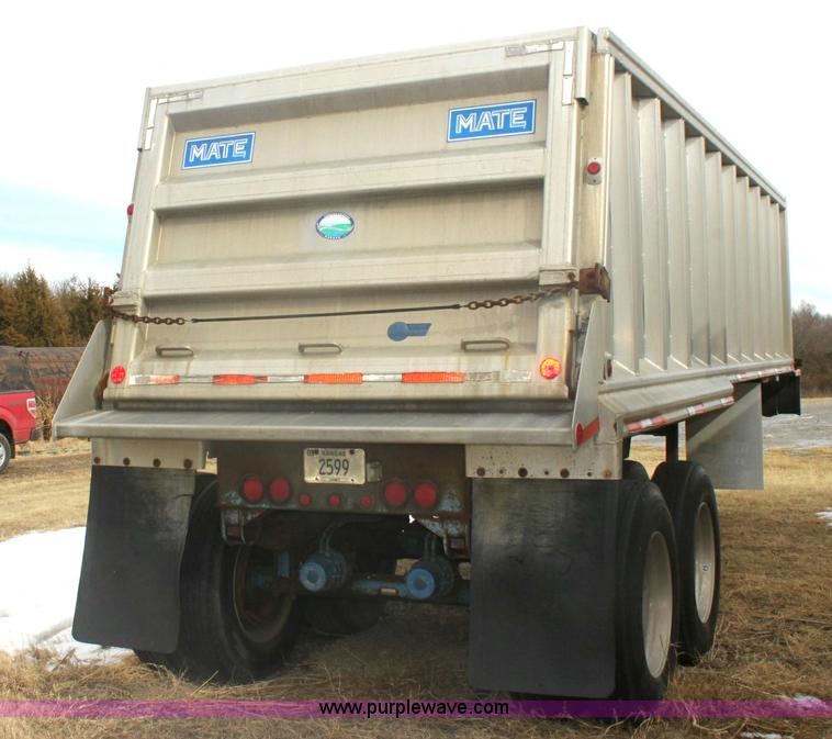 image for item 6500 1991 Mate aluminum dump trailer