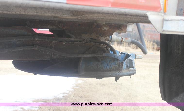 image for item 6500 1991 Mate aluminum dump trailer