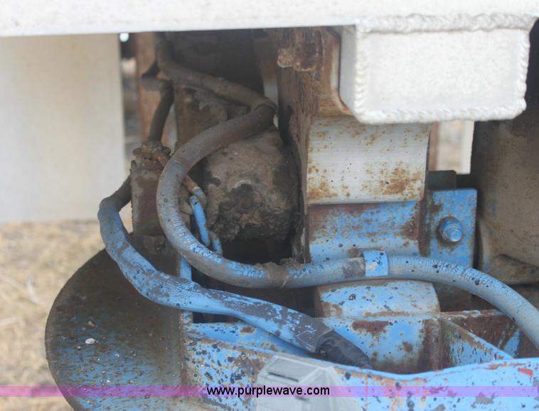 image for item 6500 1991 Mate aluminum dump trailer