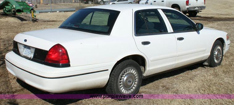 image for item 6506 2000 Ford Crown Victoria Police Interceptor