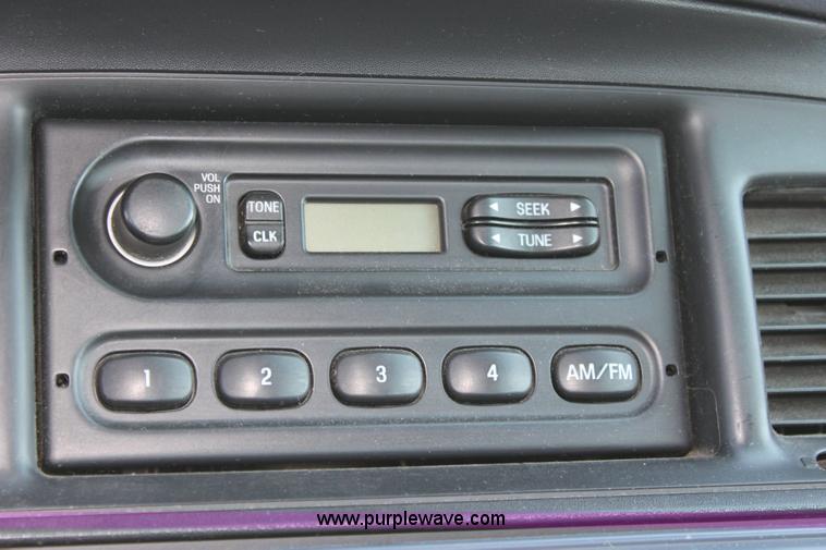 image for item 6506 2000 Ford Crown Victoria Police Interceptor