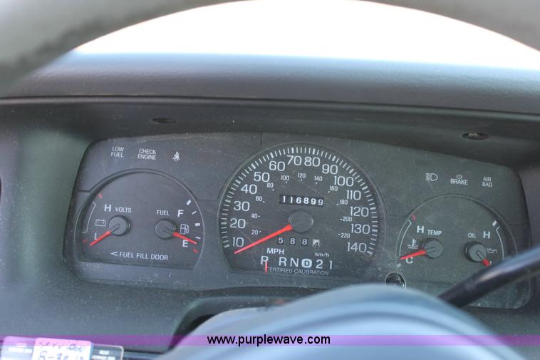 image for item 6506 2000 Ford Crown Victoria Police Interceptor