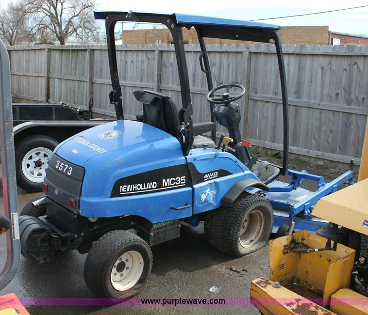 image for item 6516 New Holland MC 35 riding mower