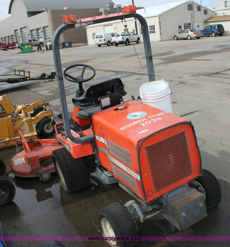 image for item 6517 Kubota F2400 riding mower