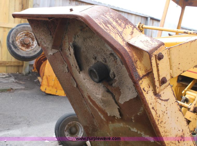 image for item 6519 Hustler Excel 4600 riding mower