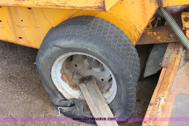 image for item 6520 Hustler Excel 275 mower for parts