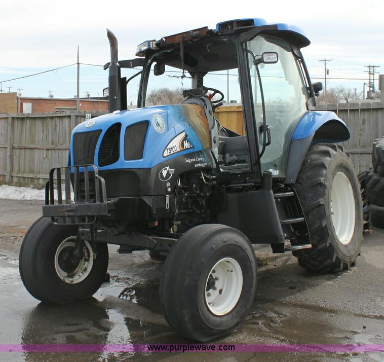 image for item 6521 2005 New Holland TS100A tractor