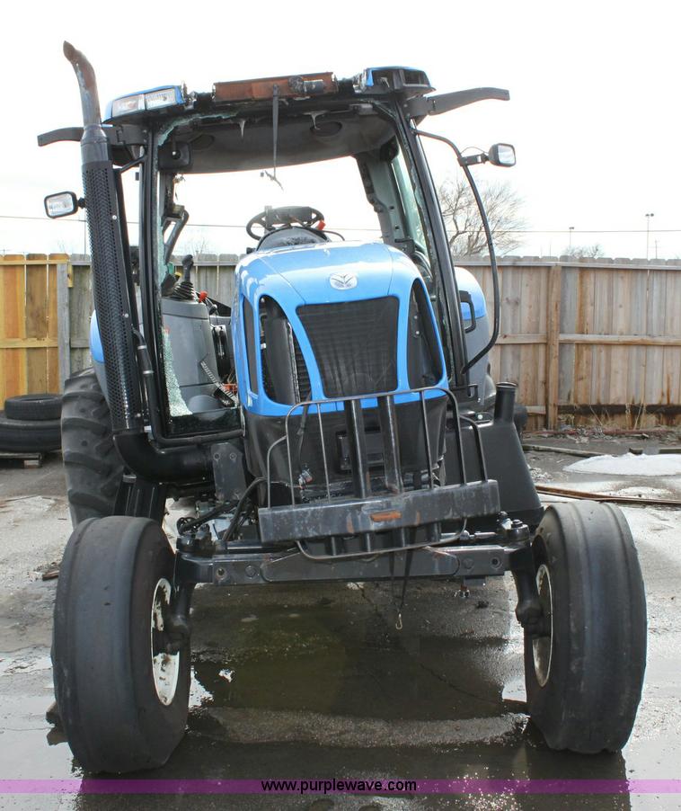 image for item 6521 2005 New Holland TS100A tractor