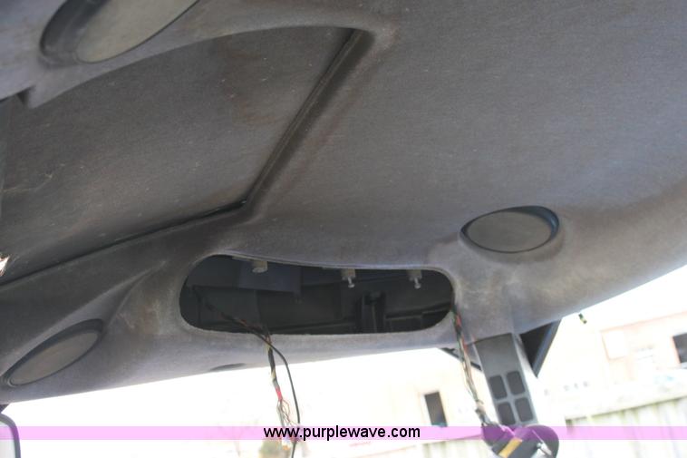 image for item 6521 2005 New Holland TS100A tractor