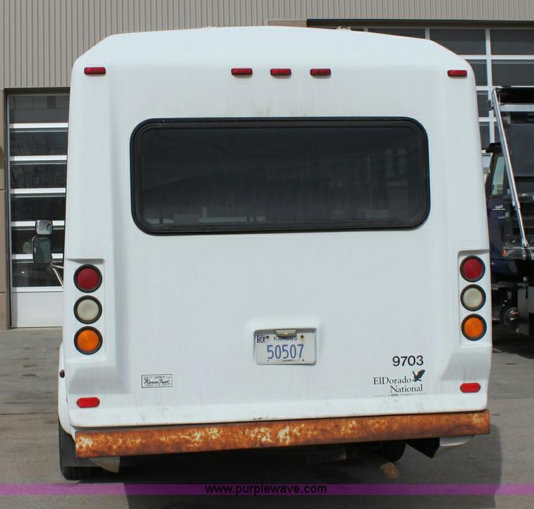 image for item 6522 1999 Ford E350 Super Duty transit bus