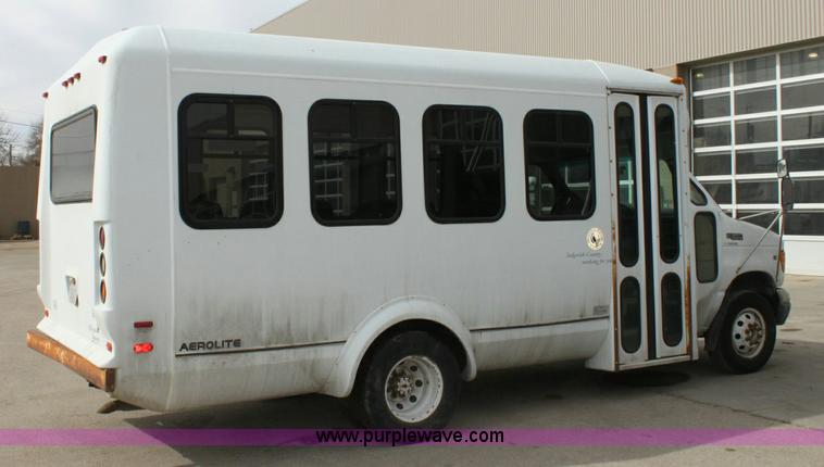 image for item 6522 1999 Ford E350 Super Duty transit bus