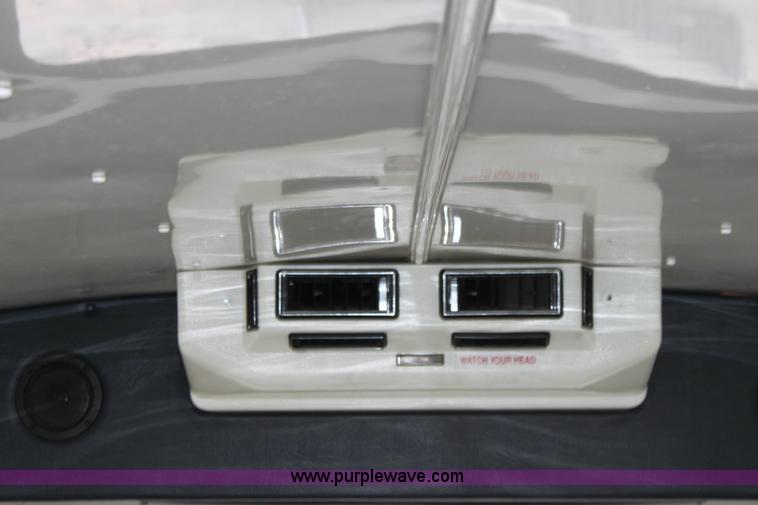 image for item 6522 1999 Ford E350 Super Duty transit bus