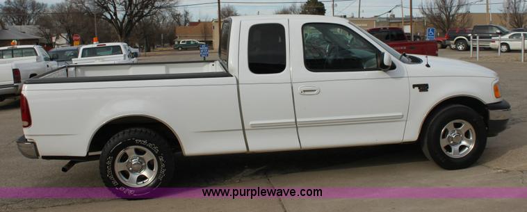 image for item 6523 2001 Ford F150 XLT supercab pickup truck