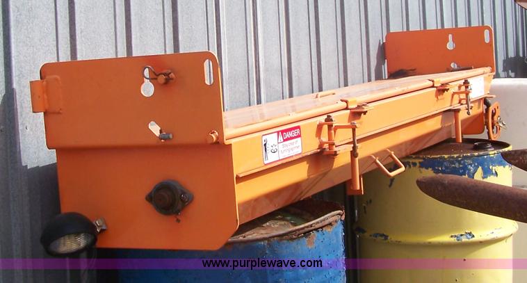 image for item 7282 Salt Dogg spreader