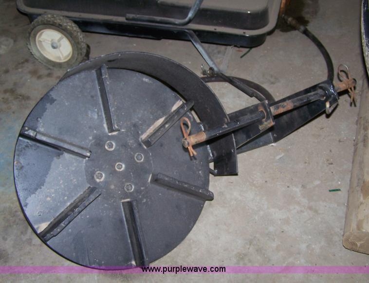 image for item 7282 Salt Dogg spreader