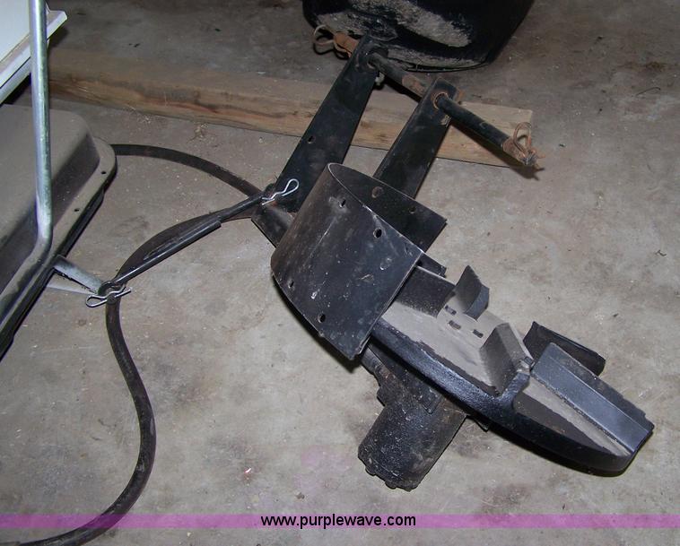 image for item 7282 Salt Dogg spreader