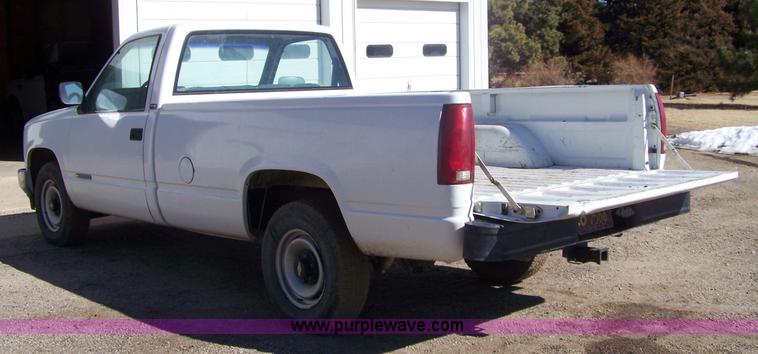 image for item 7288 1991 Chevrolet 2500 pickup truck