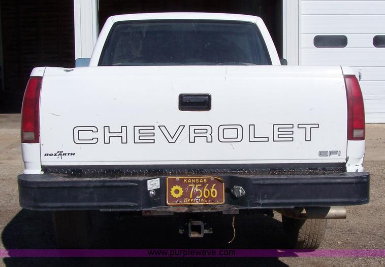 image for item 7288 1991 Chevrolet 2500 pickup truck
