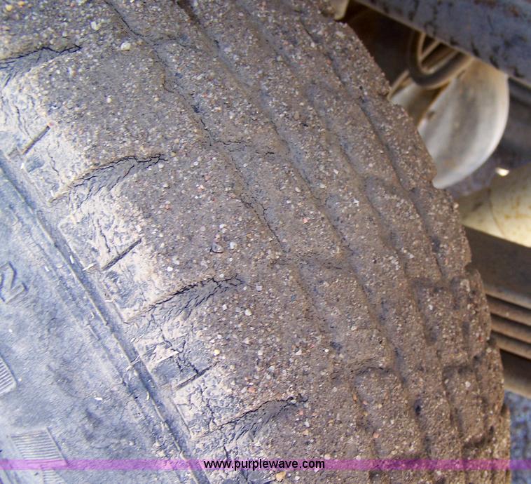 image for item 7288 1991 Chevrolet 2500 pickup truck