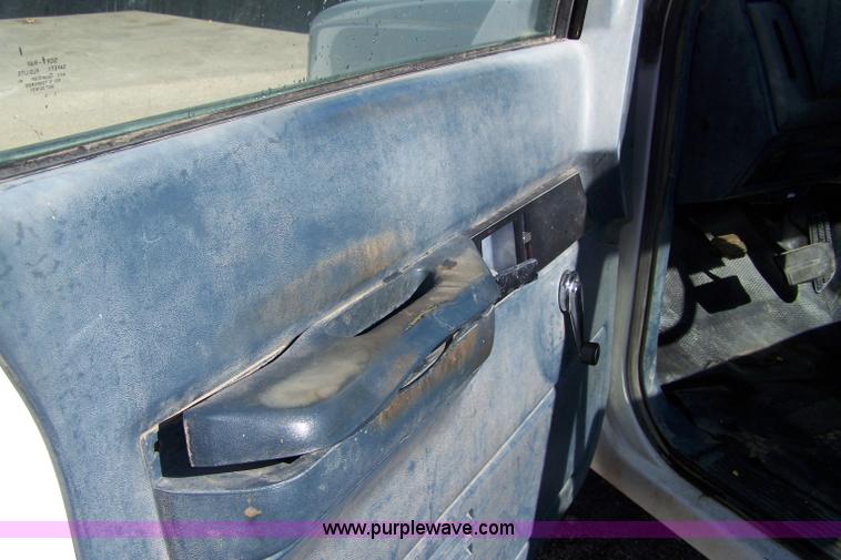 image for item 7288 1991 Chevrolet 2500 pickup truck
