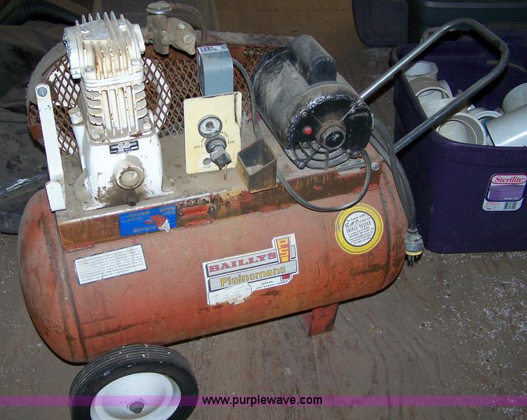 image for item 7291 Sanborn 22 gallon air compressor