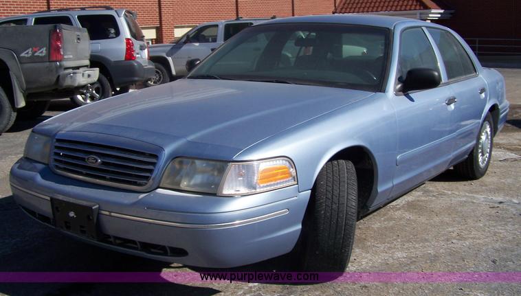image for item 7328 1998 Ford Crown Victoria Police Interceptor