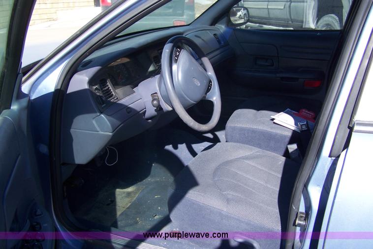 image for item 7328 1998 Ford Crown Victoria Police Interceptor