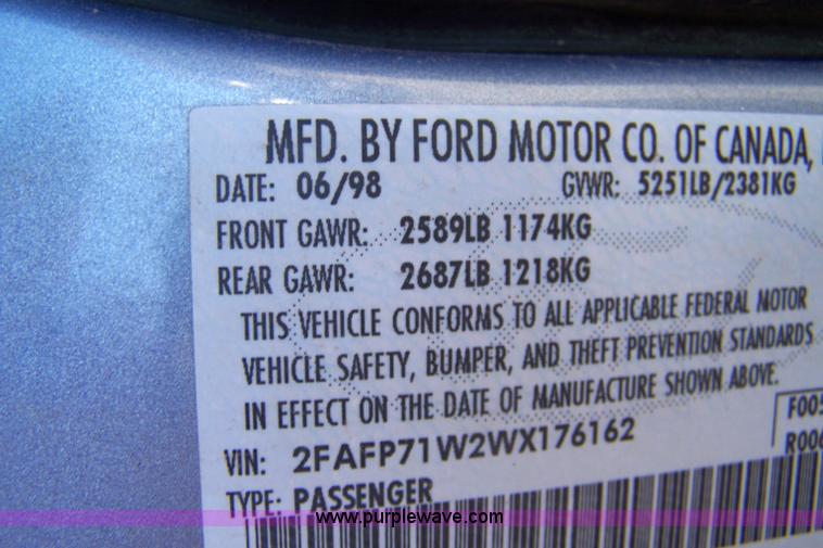 image for item 7328 1998 Ford Crown Victoria Police Interceptor