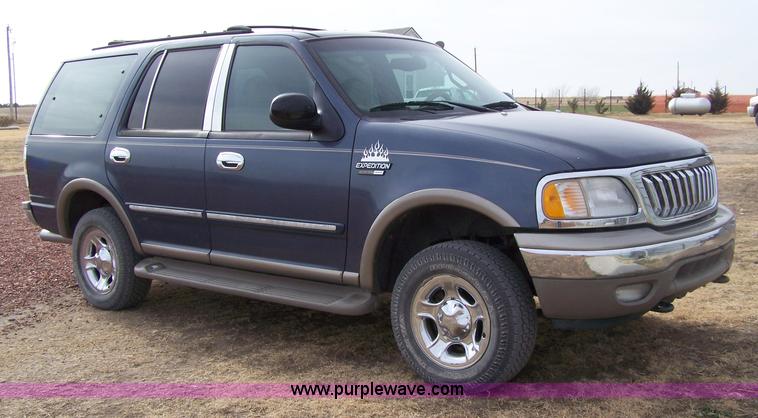 image for item 7491 2001 Ford Eddie Bauer Expedition