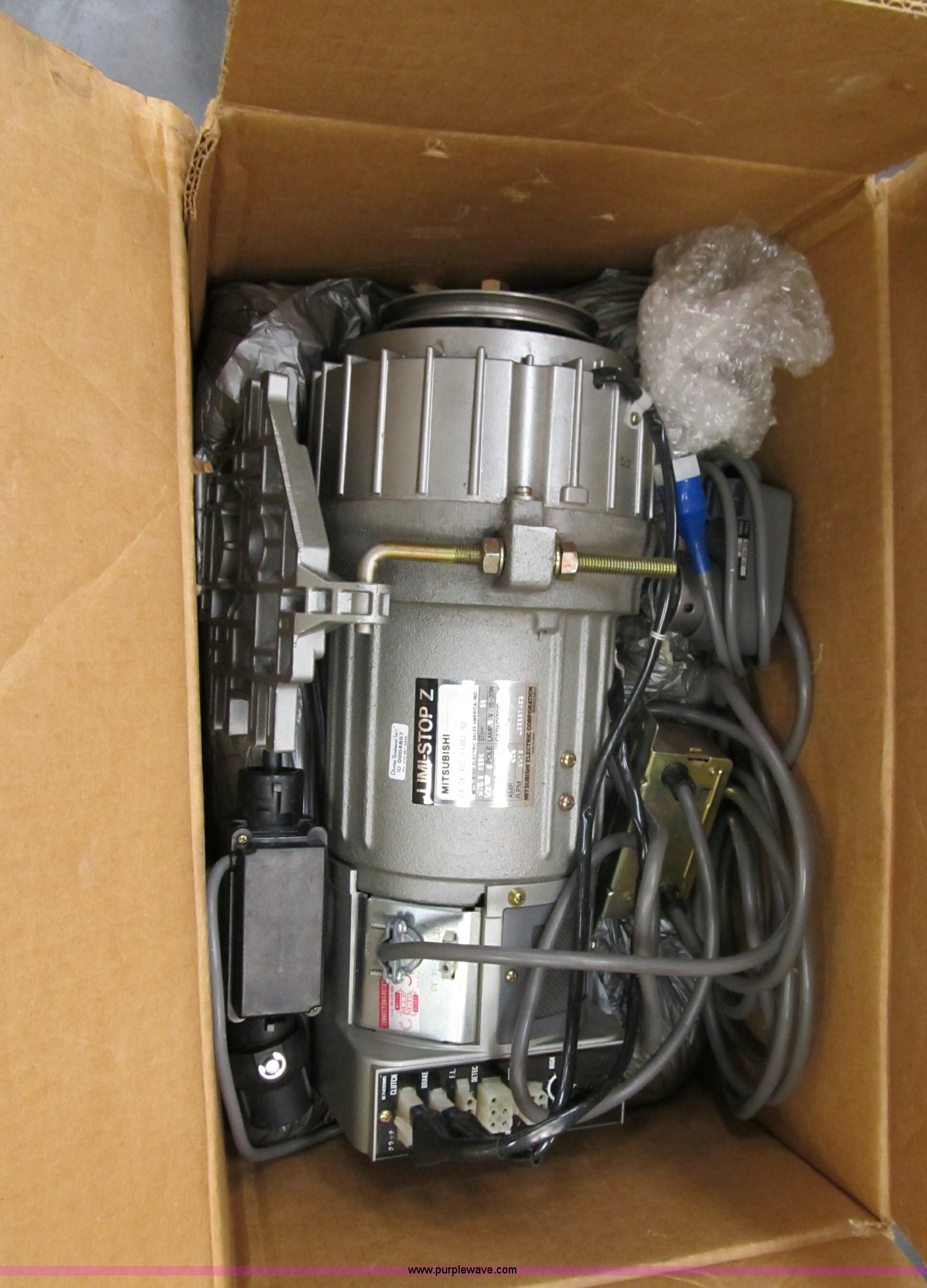 Assorted electrical in Elkader, IA Item 4038 sold Purple Wave