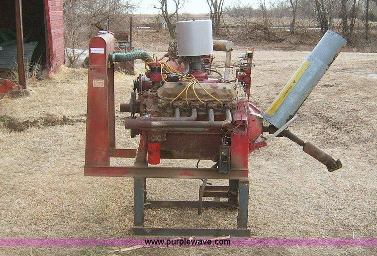 image for item 1645 International 446 natural gas irrigation engine