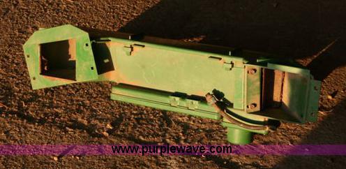 image for item 1646 John Deere yield monitor