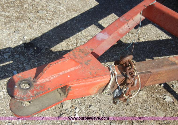 image for item 2146 Sudenga seed tender