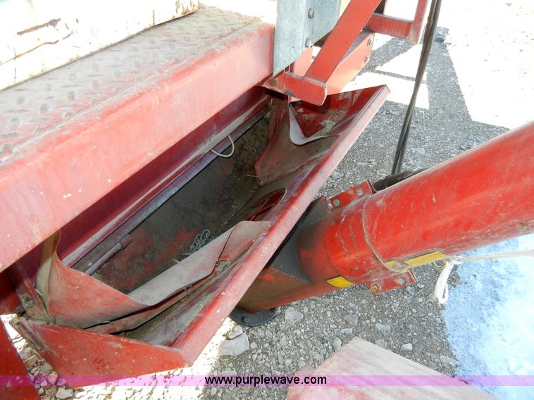 image for item 2146 Sudenga seed tender