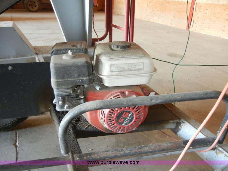 image for item 2216 Speed King Crust Bust seed tender