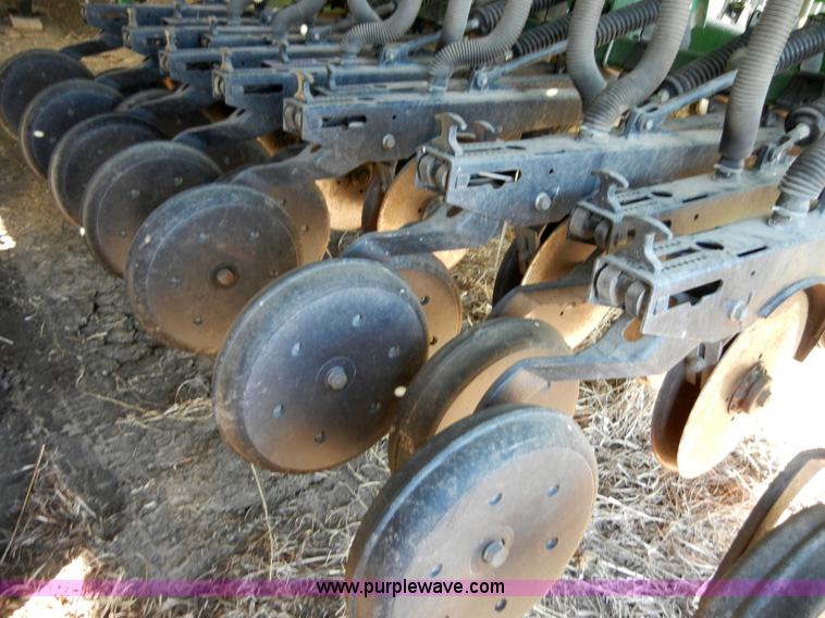 image for item 2217 1997 Great Plains 3S-3000 planter