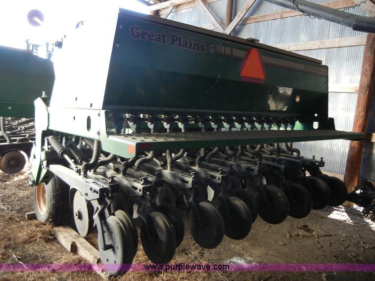 image for item 2217 1997 Great Plains 3S-3000 planter