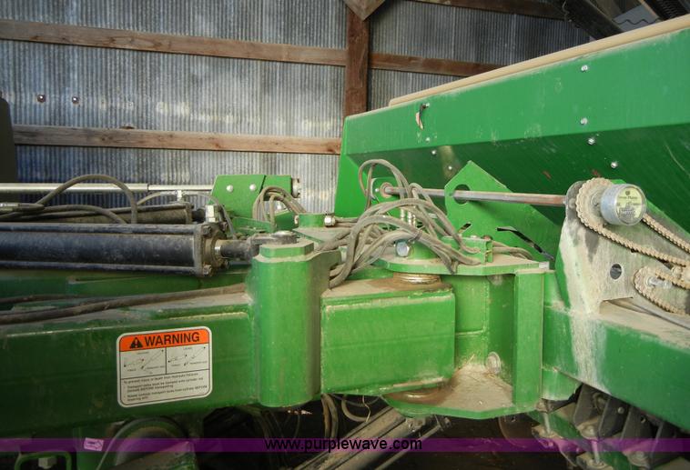 image for item 2217 1997 Great Plains 3S-3000 planter