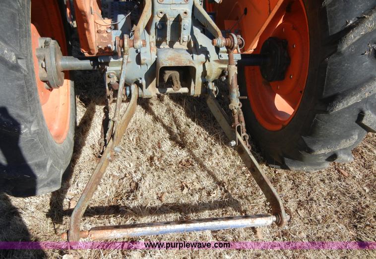 image for item 2280 Kubota L225 tractor