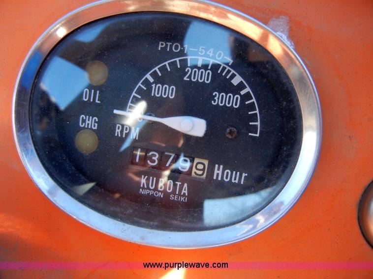 image for item 2280 Kubota L225 tractor