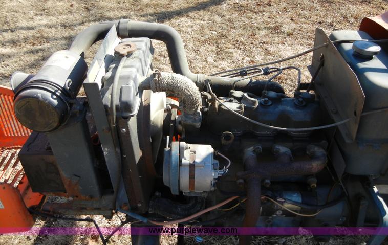 image for item 2280 Kubota L225 tractor